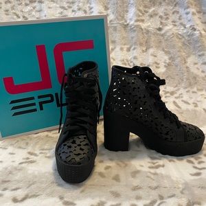 Jeffrey Campbell jc play daisy cut black boot